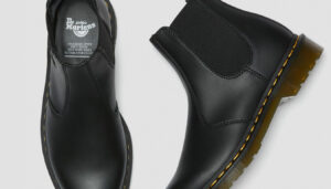 Dr. Martens 100% Vegan 2976 Chelsea Boots