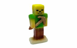 Alex a Minecraft-tól - zöld építő csákánnyal - marcipán figurával - Frischmann Frischmann